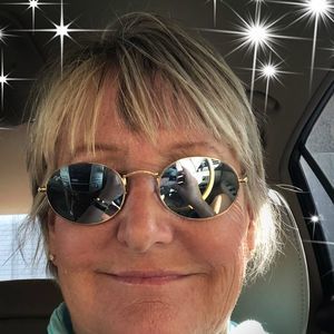 Meet your Posher, Deb